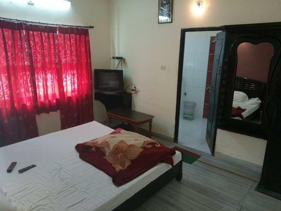 Hotel Shreeji Sharan Натхдвара Экстерьер фото