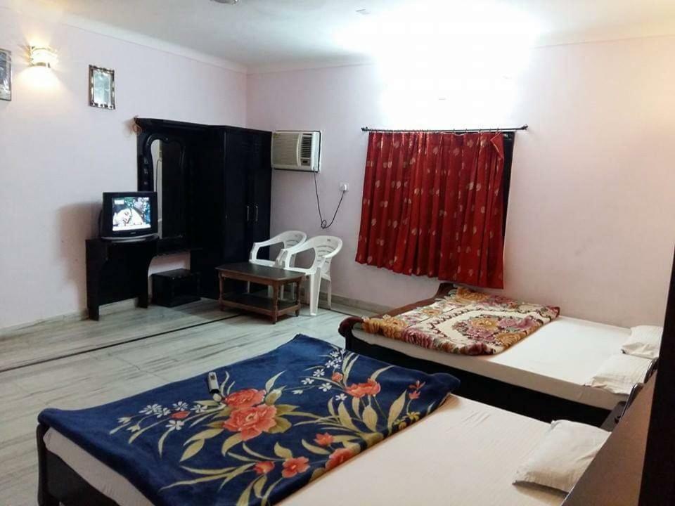 Hotel Shreeji Sharan Натхдвара Экстерьер фото